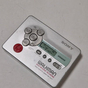 소니 워크맨 WM-GX677