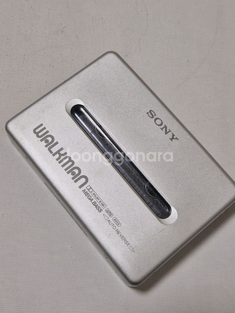 소니 워크맨 WM-GX677--5