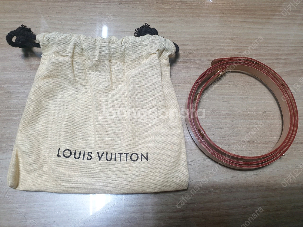 루이비통 플로렌틴 힙색 (벨트&파우치 세트) 새상품--1