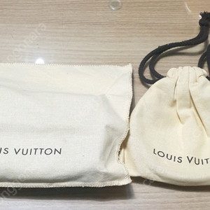 루이비통 플로렌틴 힙색 (벨트&파우치 세트) 새상품