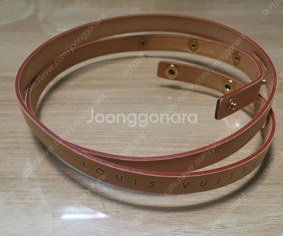 루이비통 플로렌틴 힙색 (벨트&파우치 세트) 새상품--2