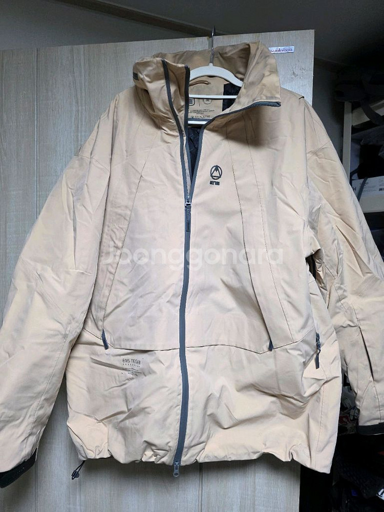 2425 엘나스 보드복 XL 팝니다--1