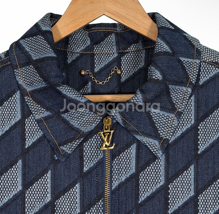 [52] 루이비통 남성 다미에 워크웨어 패디드 데님 트러커 자켓 인디고--3