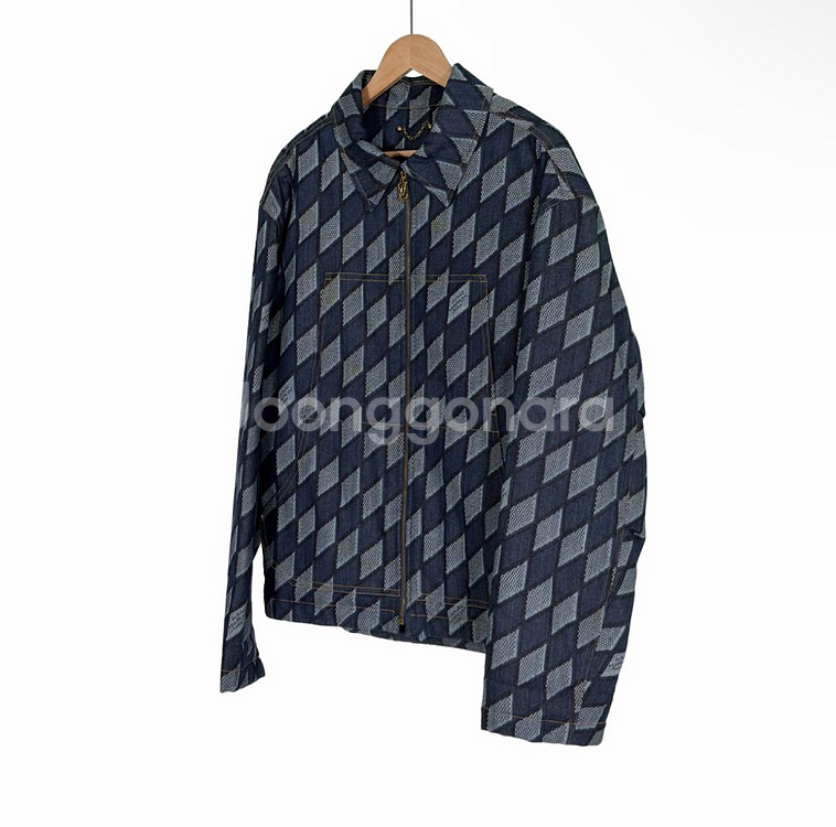 [52] 루이비통 남성 다미에 워크웨어 패디드 데님 트러커 자켓 인디고--1