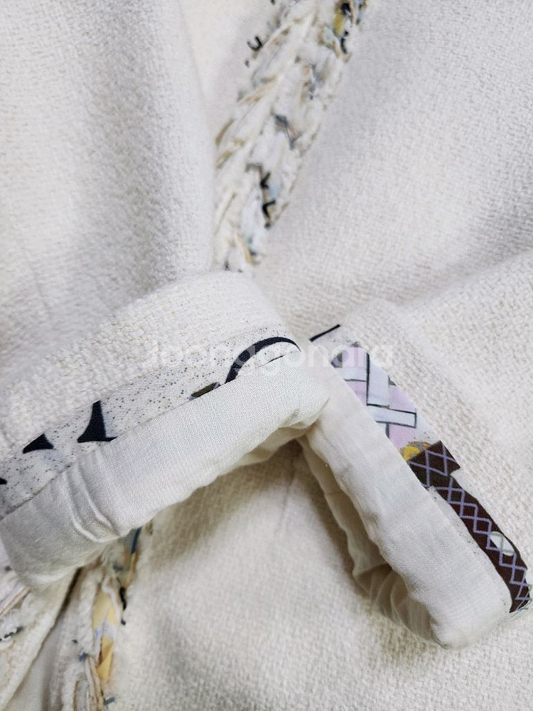 22년 한섬 sjsj 트위드자켓--5