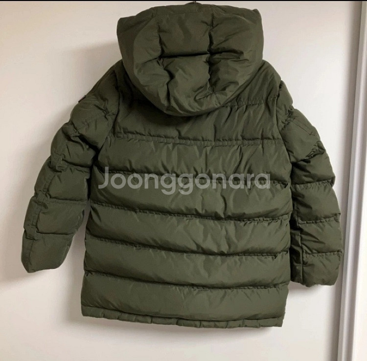 타미 힐피거 구스 패딩 키즈 116사이즈 판매합니다.--1