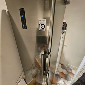 LG 컨버터블 냉동고 316L a328sr 팝니다