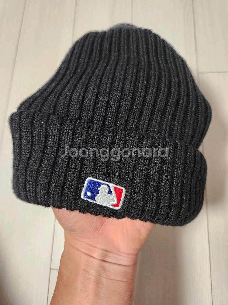 New Era 뉴에라 블랙 비니(새상품급)free사이즈--1