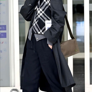 버버리 여성 첼시부츠