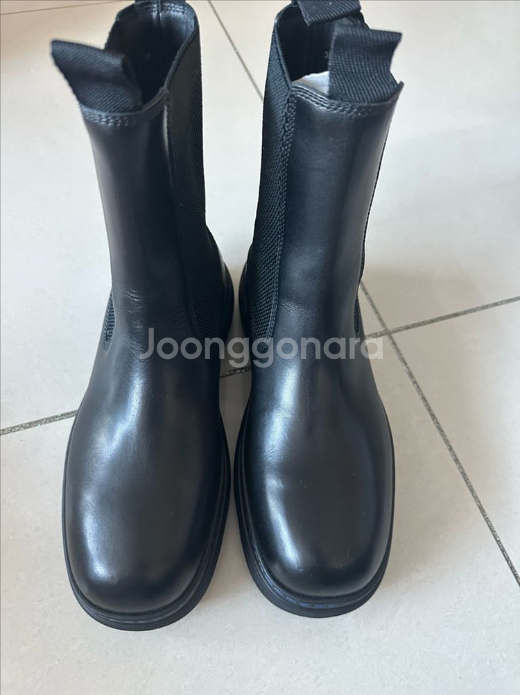 버버리 여성 첼시부츠--8