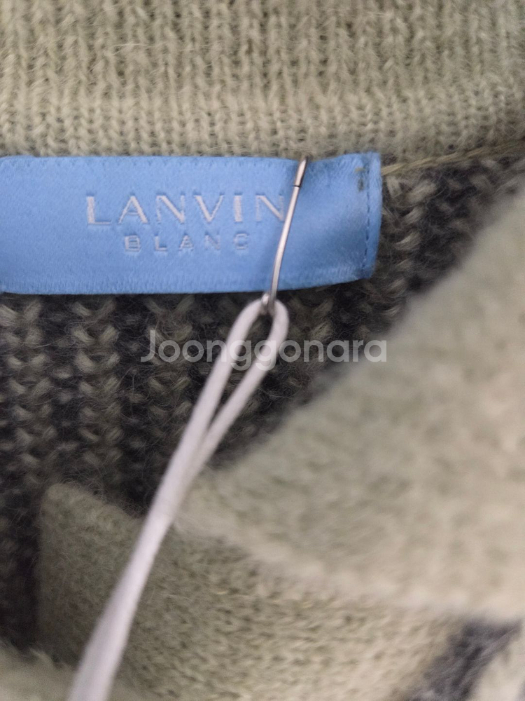 (새상품) 랑방 니트 스웨터 판매합니다.--3