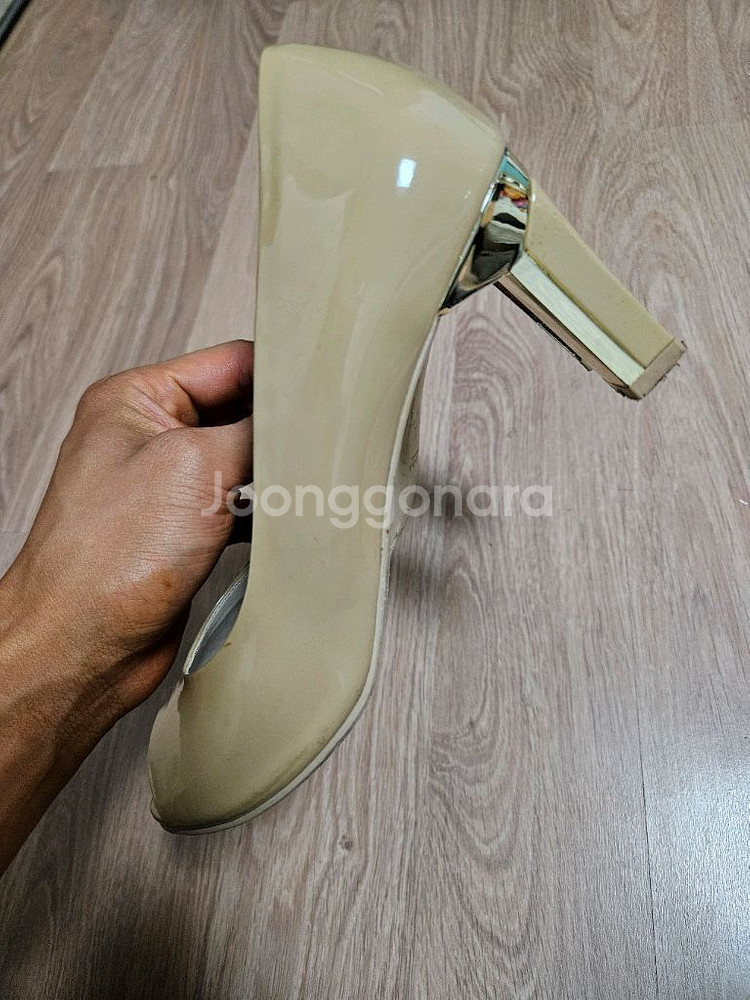 소다 클래식 하이힐 250 사이즈--1