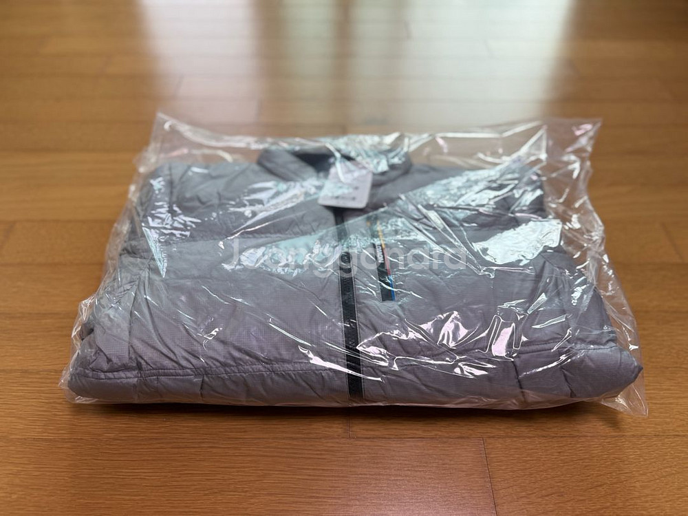 (새제품) 살로몬 컨투어 남자, 여자 패딩 실버 색상--4