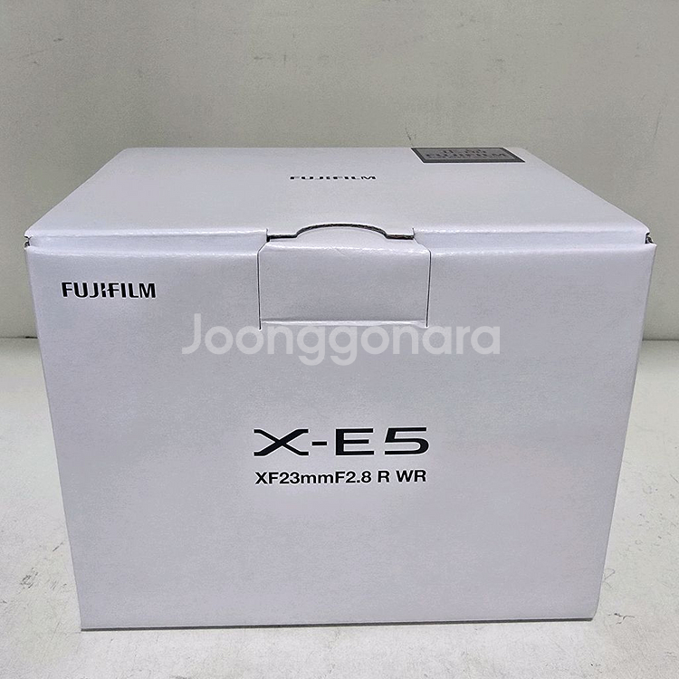 후지필름 X-E5 + XF 23mm 블랙 미개봉 팝니다.--0