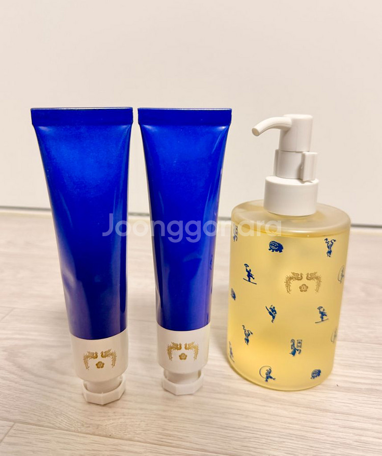 대통령실 명절선물, 핸드크림 2개, 핸드워시, 일괄, 새 상품--0