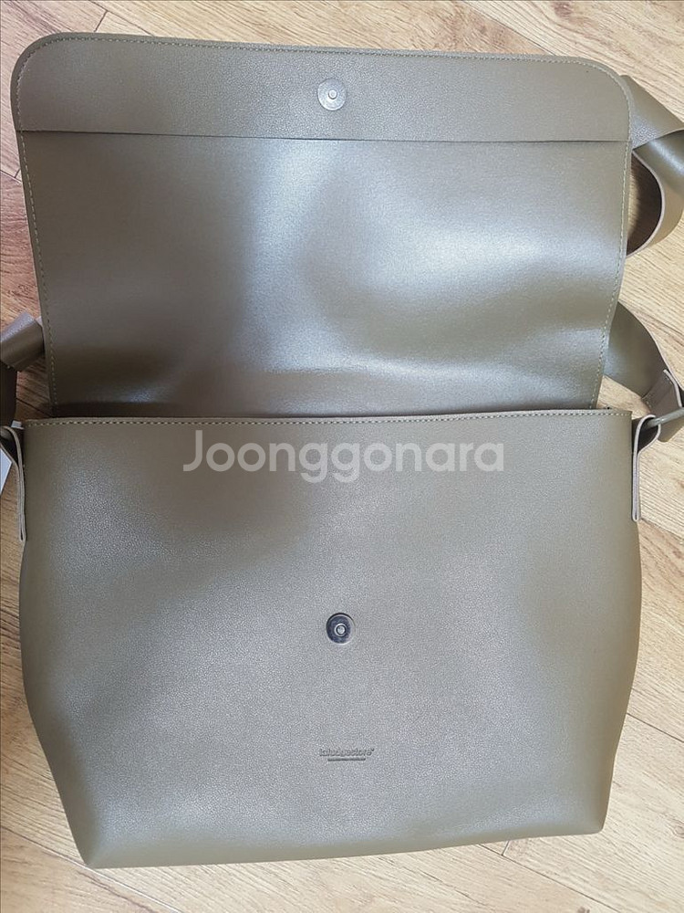 라퍼지스토어 크로스백 가방--1