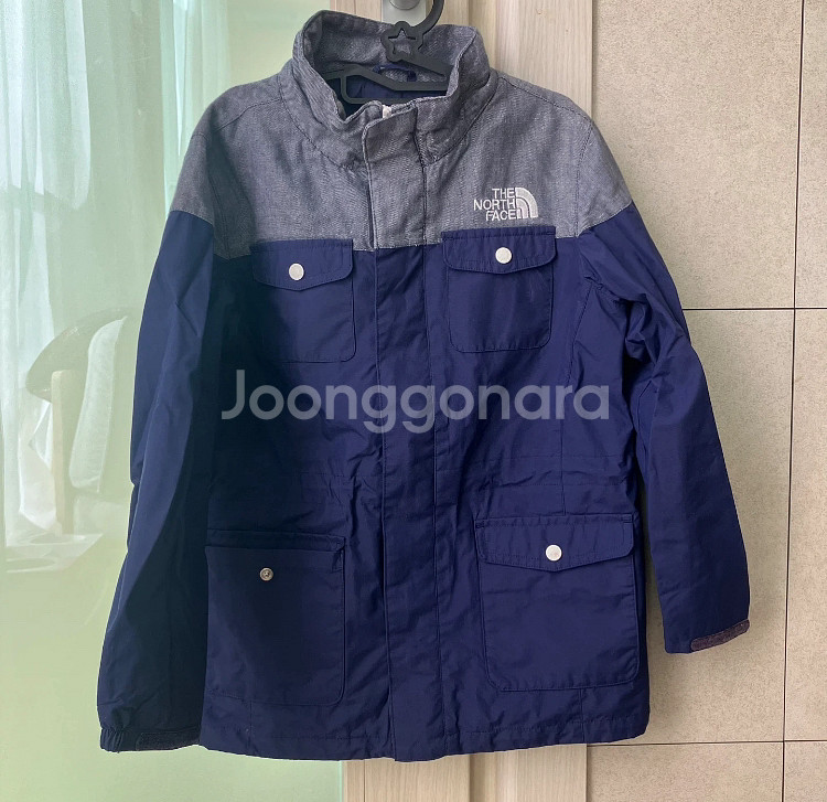 노스페이스 아동 키즈 바람막이 점퍼 130 판매합니다.--0