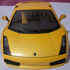 1:18 오토아트 람보르기니 가야르도 판매합니다.