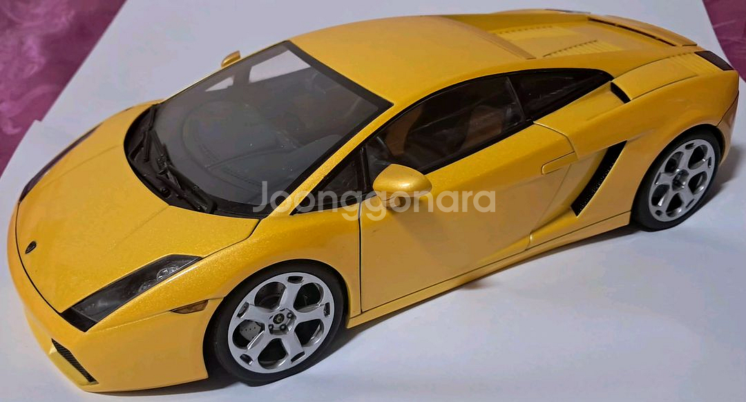 1:18 오토아트 람보르기니 가야르도 판매합니다.--2