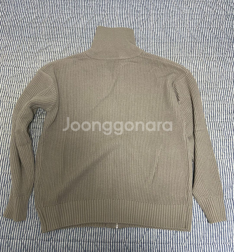 블론드나인 오버사이즈 리브 니트 집업 M사이즈--2