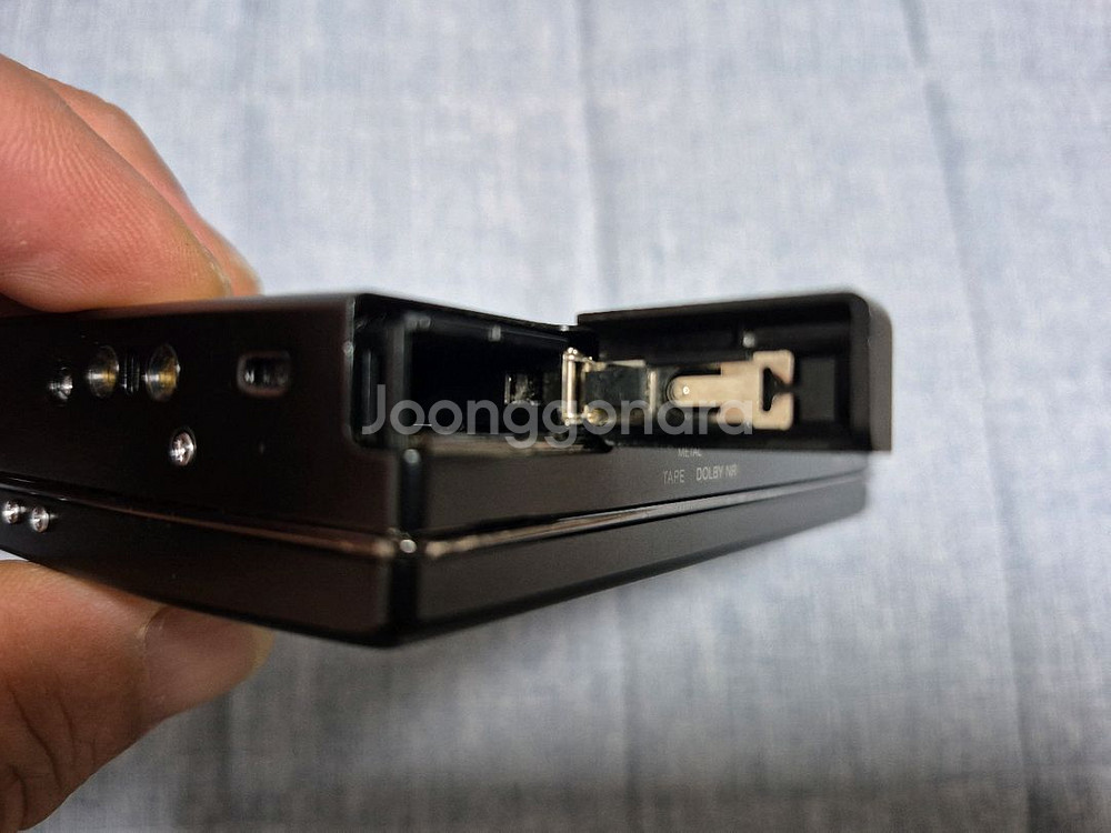 SONY WM-607 블랙색상 정상작동품 판매합니다.--6