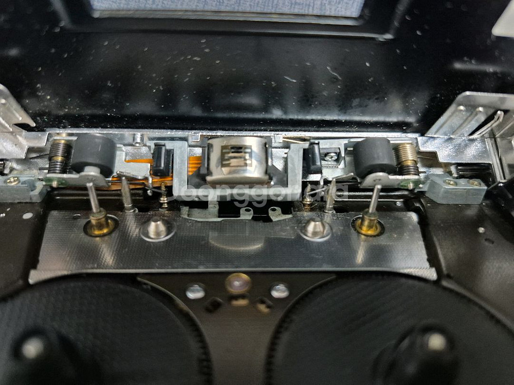 SONY WM-607 블랙색상 정상작동품 판매합니다.--7