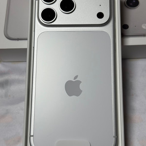 아이폰 17프로맥스 실버 512GB