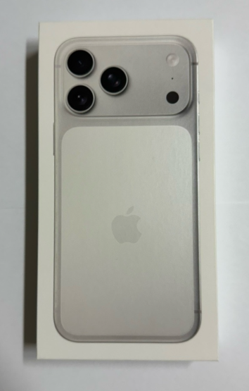 아이폰 17프로맥스 실버 512GB--1
