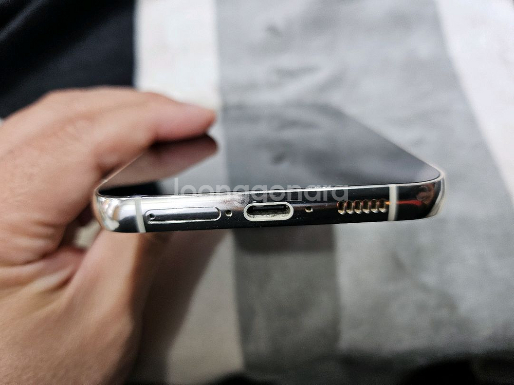 갤럭시s23플러스256기가s급 판매합니다--5