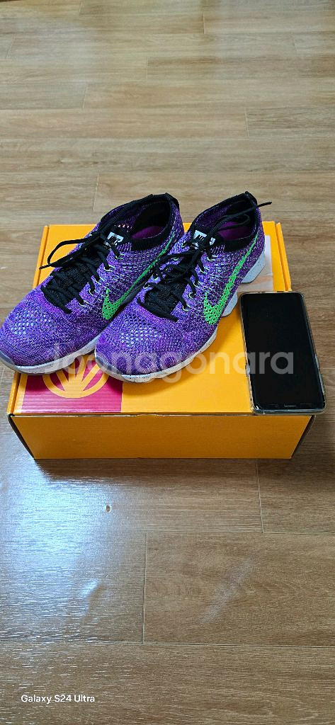 여.230-235) 나이키 여성 운동화, 플라이니트 러닝--0