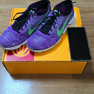 여.230-235) 나이키 여성 운동화, 플라이니트 러닝