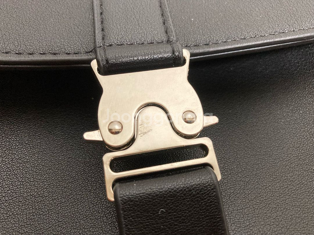 에잇세컨즈 크로스백 가방--4