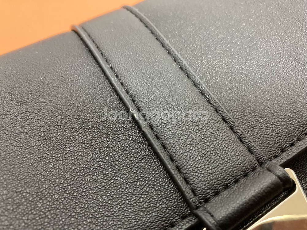 에잇세컨즈 크로스백 가방--3