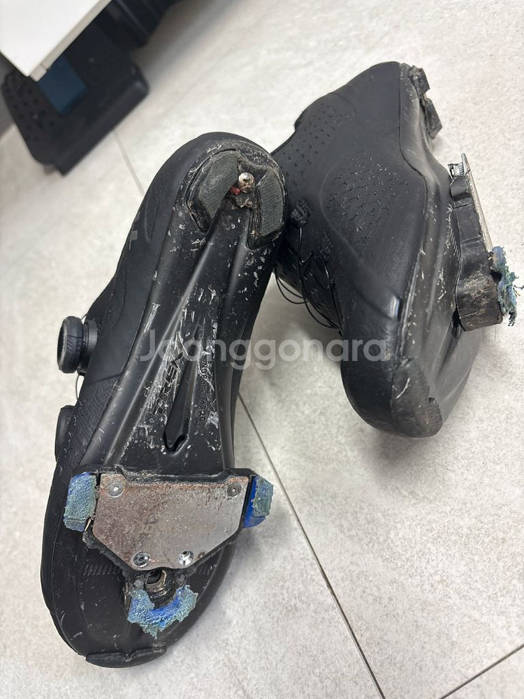 트랙 벨로시스 클릿 슈즈 팝니다--3