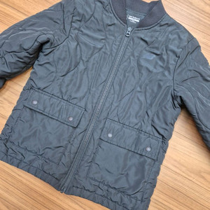 140 사이즈 뉴발란스 키즈 퀼팅 자켓입니다. 100%