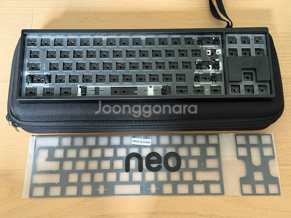스웨그키 네오70(Neo70) 커스텀 키보드 판매합니다.--0