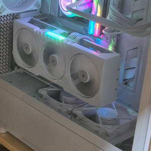 그래픽카드 9070xt pure