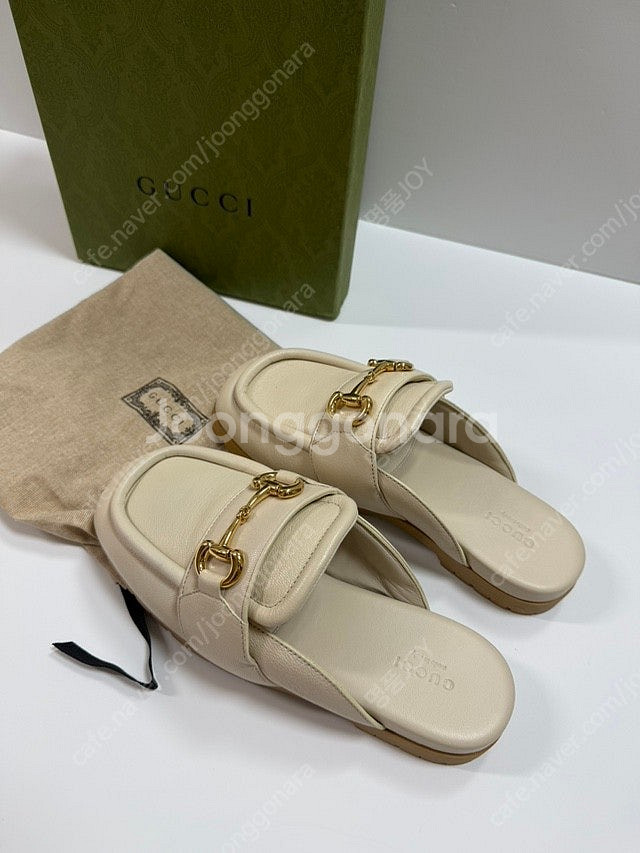 구찌 gucci 가죽 뮬 정품--0