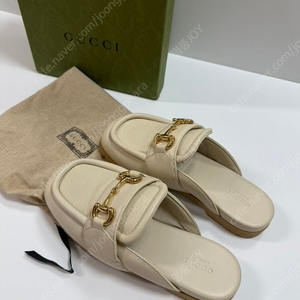 구찌 gucci 가죽 뮬 정품
