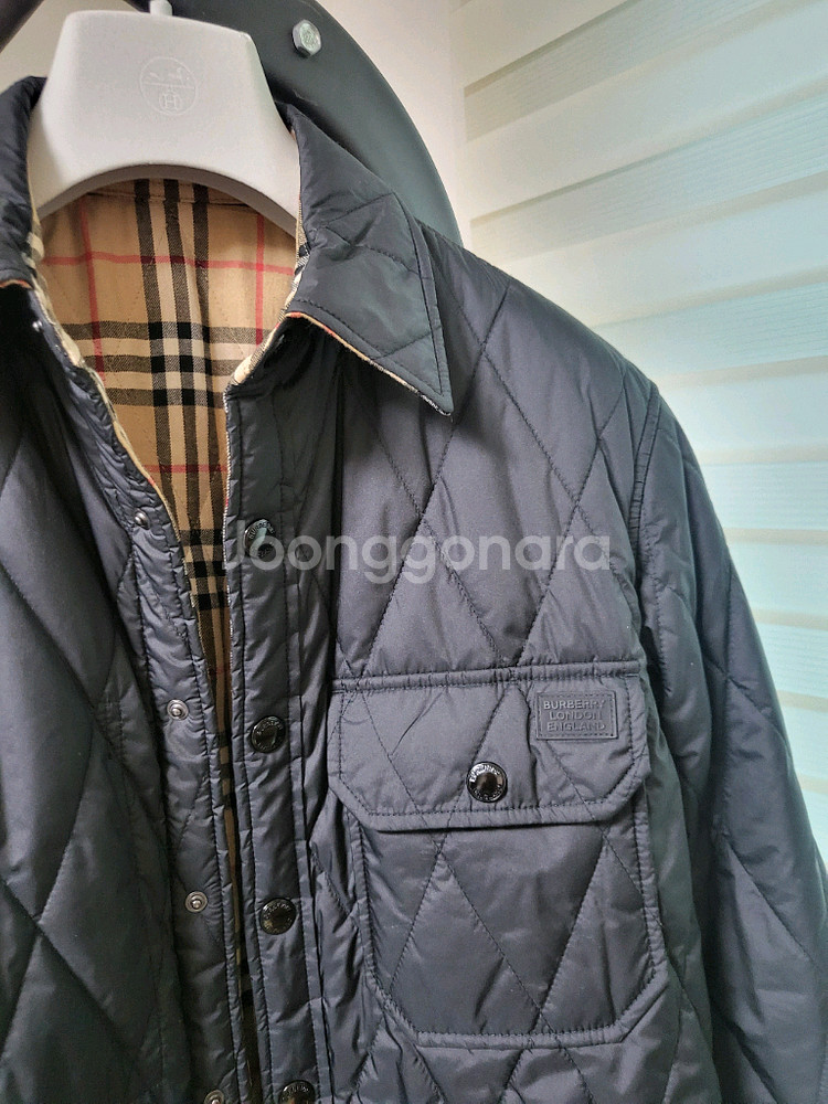 21FW 버버리 리버시블 체크 퀼팅 자켓 50사이즈--1