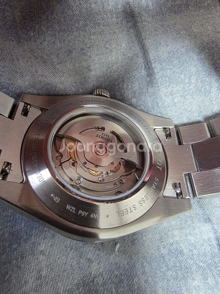 티쏘 젠틀맨 실버 오픈하트 시계 팝니다--1