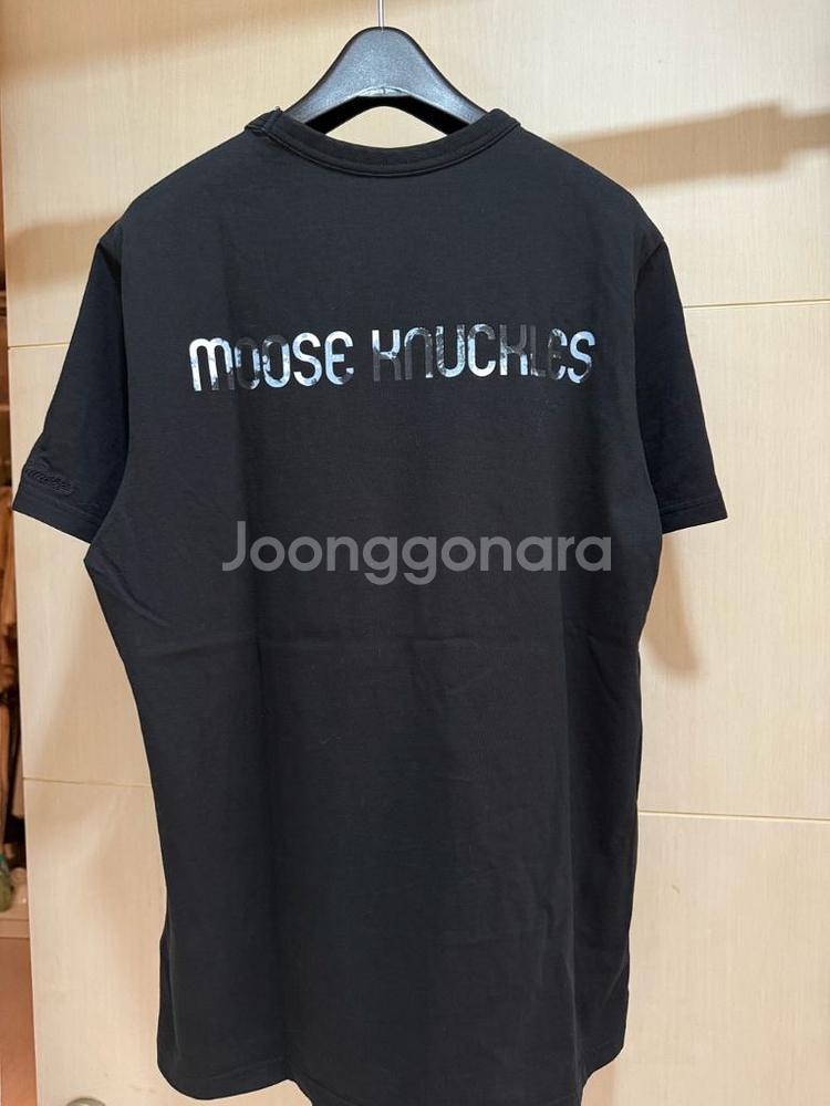 무스너클 반팔티--3