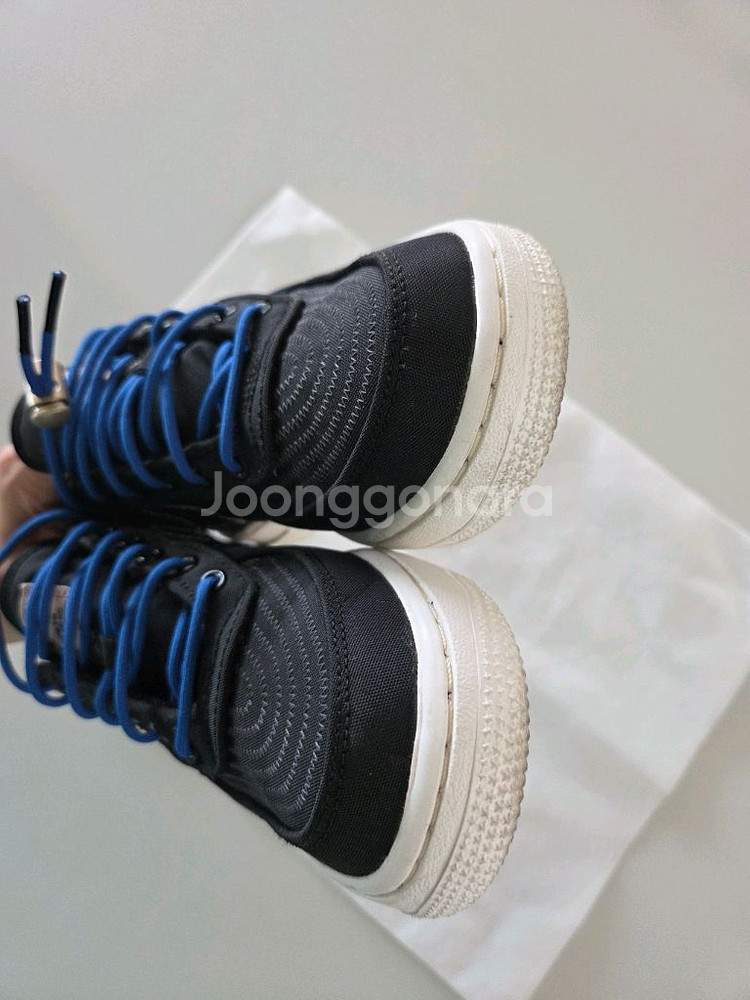 나이키 운동화 225--4