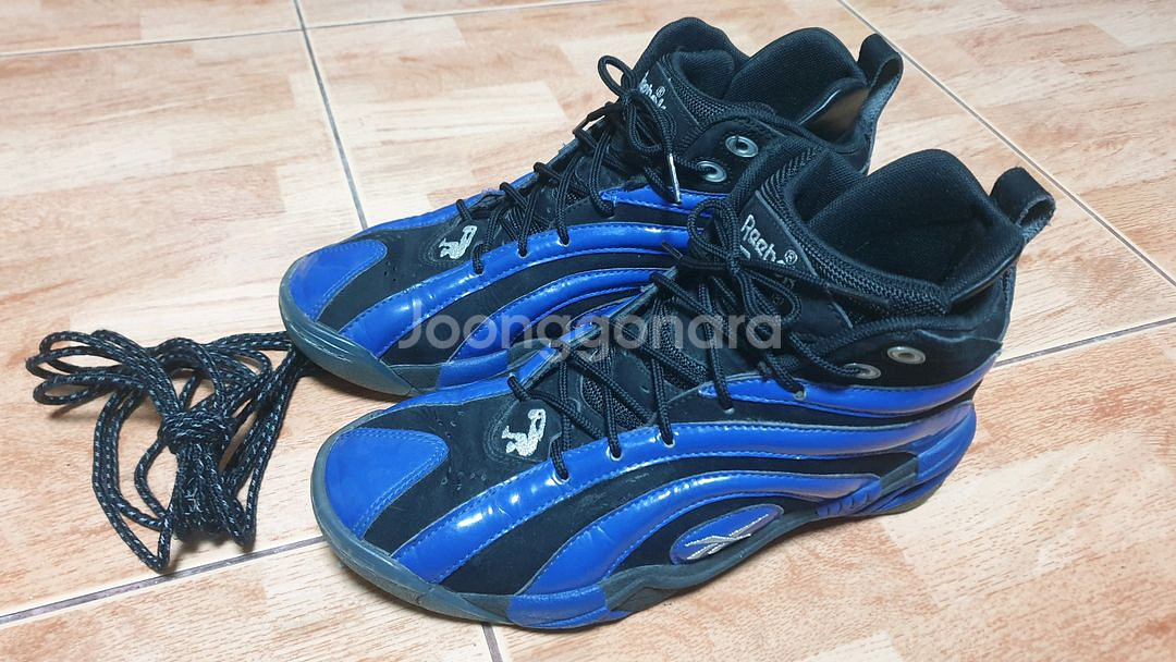 리복 농구화 260--0