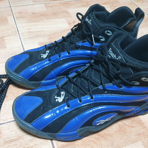 리복 농구화 260