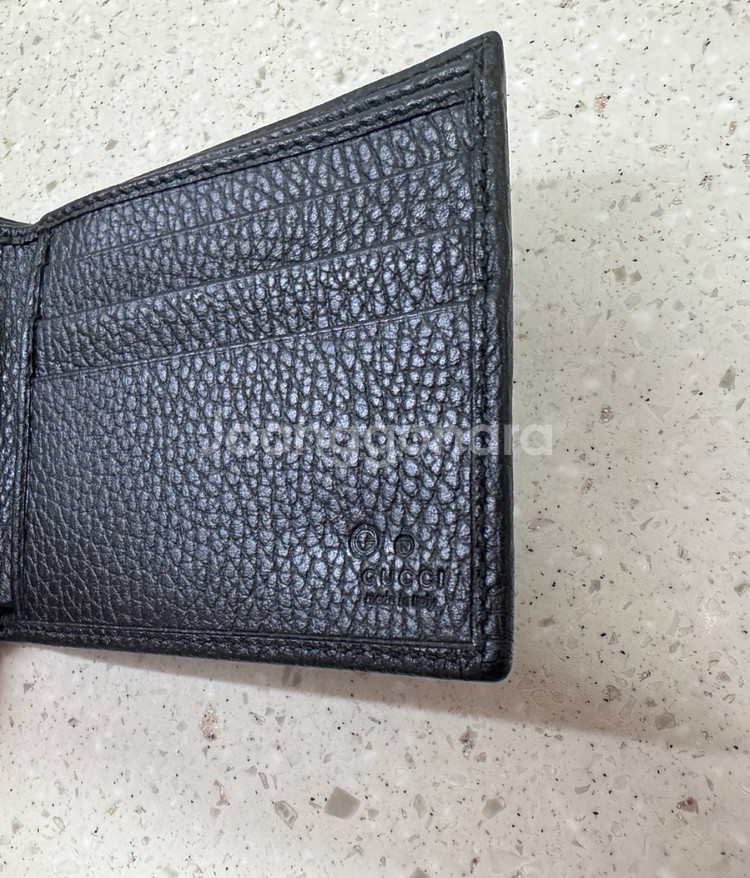 (새상품)(정품)구찌 은장 남성 반지갑 블랙--1