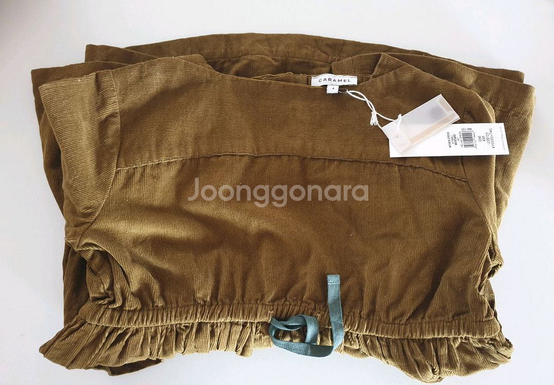 카라멜런던 원피스4y 노시착 새상품 반값택포 2.7--4