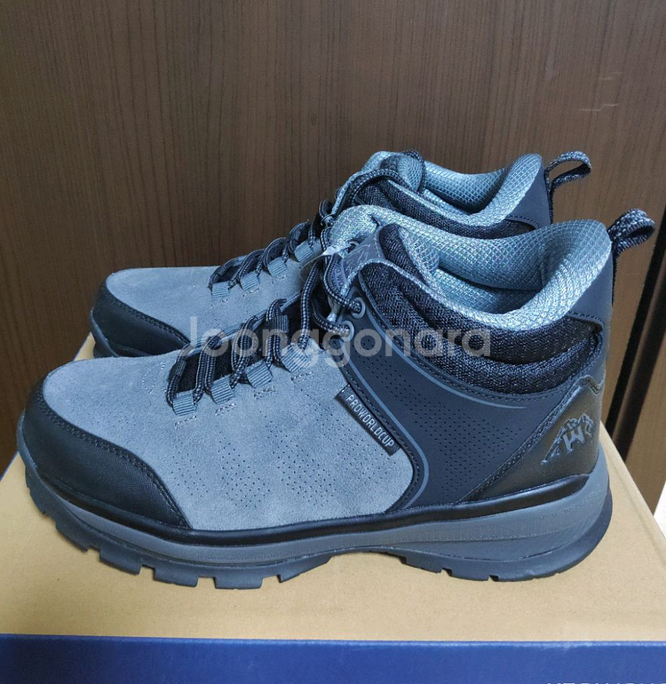 (새상품)265 등산화 트레킹화 프로월드컵--0