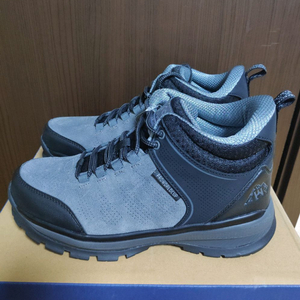 (새상품)265 등산화 트레킹화 프로월드컵