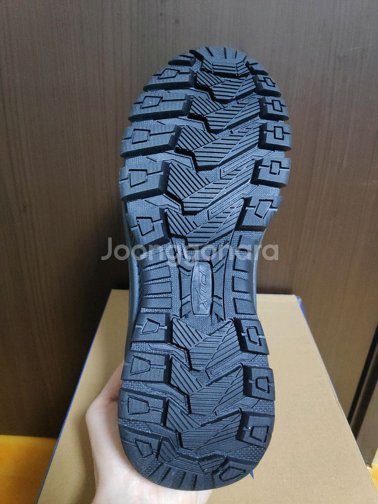 (새상품)265 등산화 트레킹화 프로월드컵--5